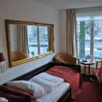 Раннего бронирования для молодоженов туры в Нидерланды, в лучшие отели, для 2 взрослых 2024 - Amsterdam House Hotel Eureka