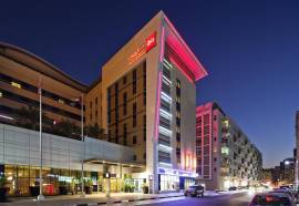 ibis Dubai Mall of the Emirates