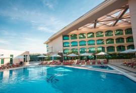 Movenpick Grand Al Bustan