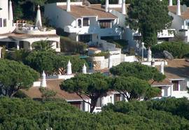 Vale do Garrao Villas