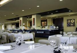 CS Sao Rafael Suite Hotel