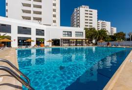 Apartamentos Turisticos Janelas do Mar