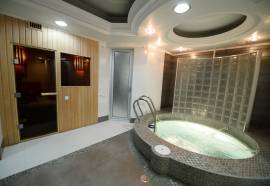 Deluxe Hotel Yerevan