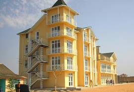 Санвиль Золотой пляж