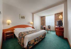 Ramada Parc